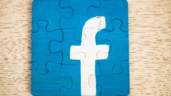 facebook-f-logo-puzzle-ss-1920